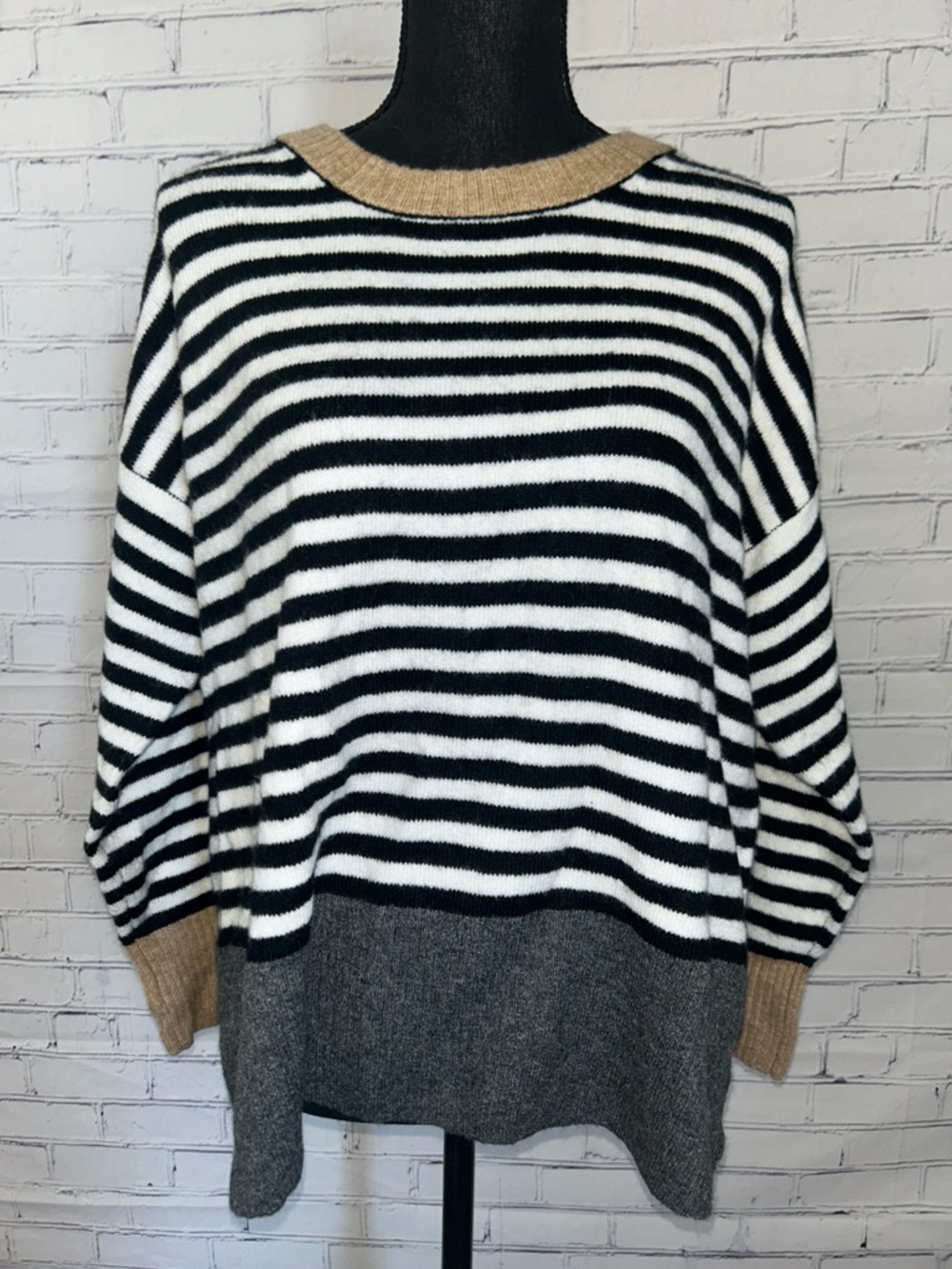 NWT CeCe Striped Black & White Drop-Shoulder Sweater with Taupe Trim
